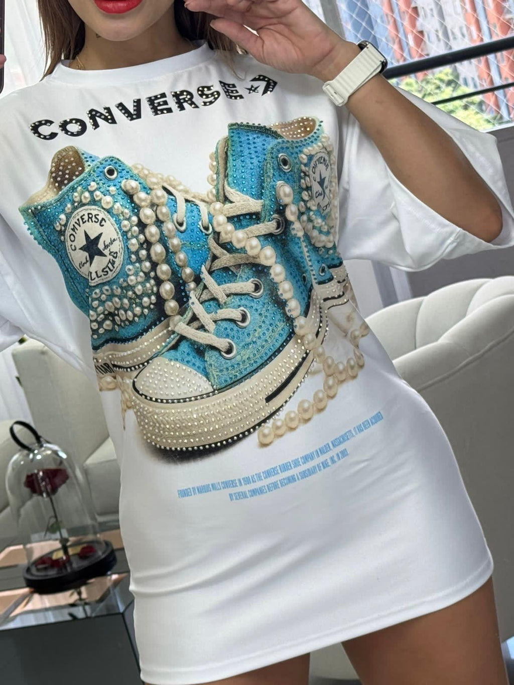 Pearl Sneaker Oversized Tee