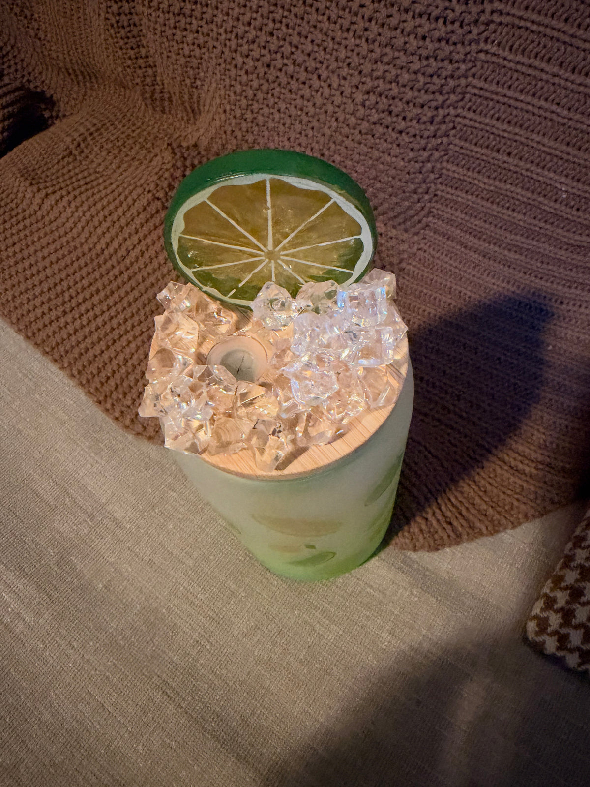 Lemonade Frosted Glass Tumbler with Bamboo-Style Lid - JIAD product photo 5