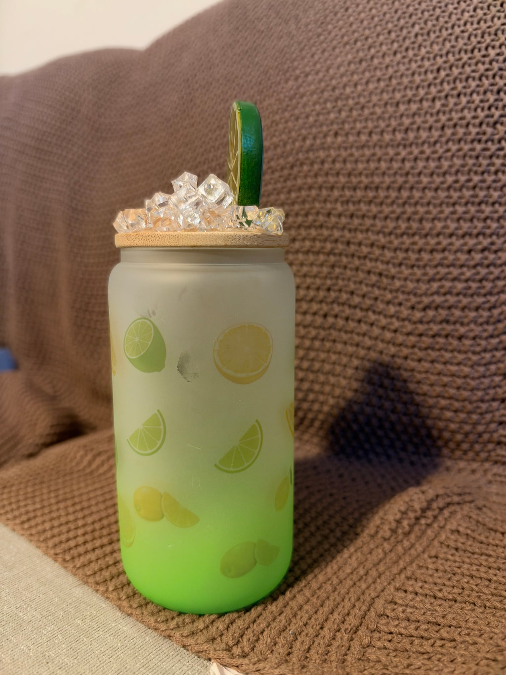 Lemonade Frosted Glass Tumbler with Bamboo-Style Lid - JIAD product photo 3