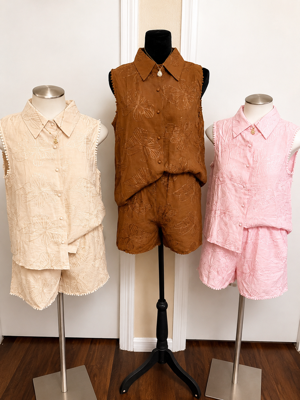 2-Piece Embroidered Linen Set for Women - Sleeveless Shirt & Shorts Co-ord Set