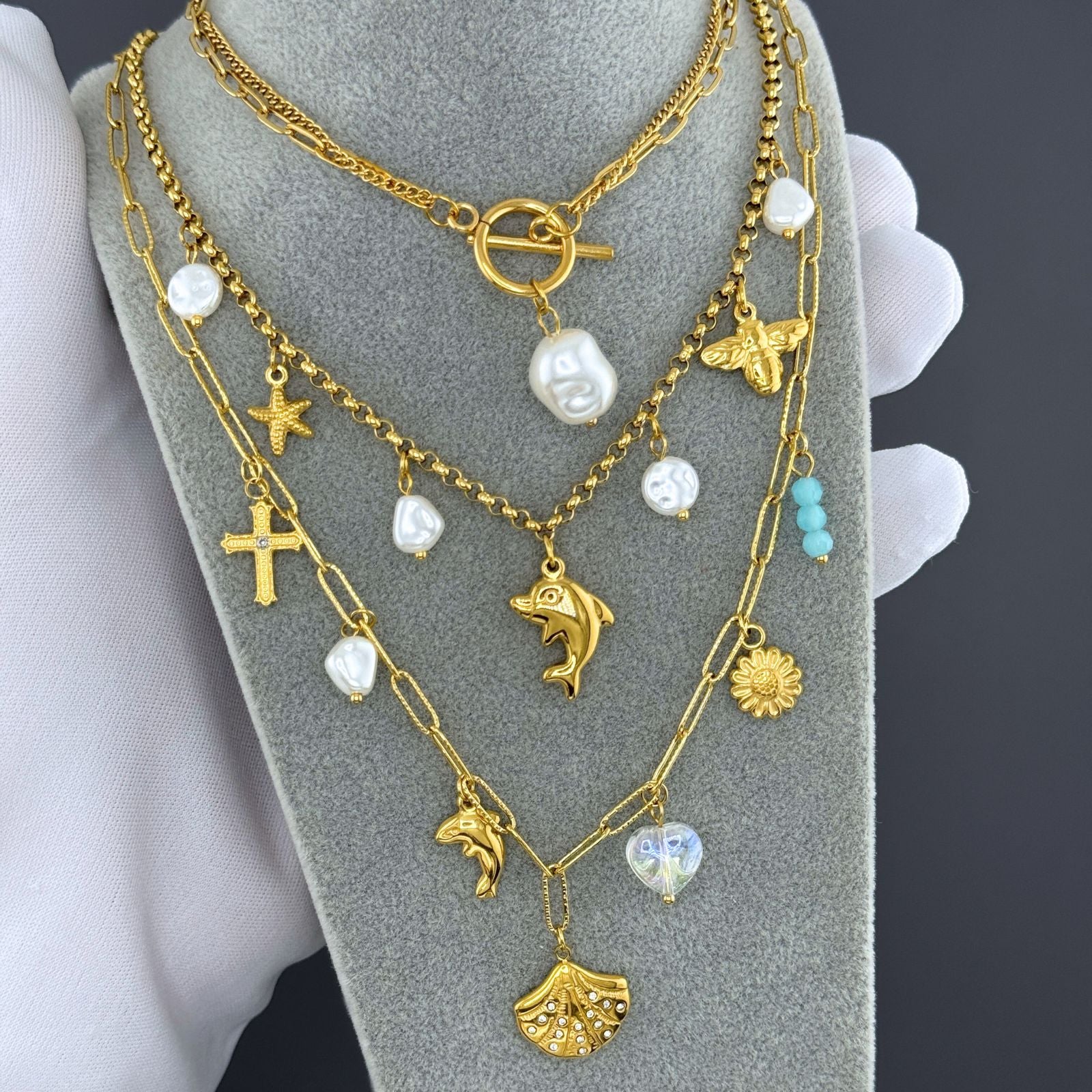 DOLPHIN PEARL NECKLACE