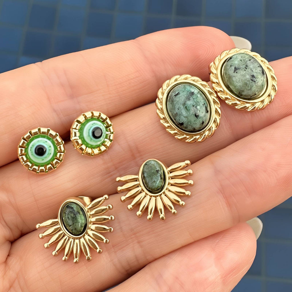 GREEN AURA EARRINGS