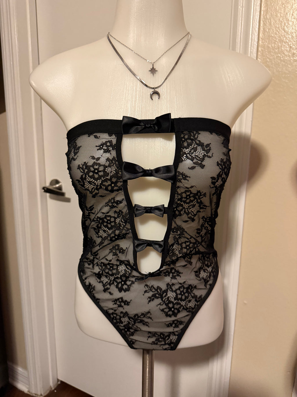 Bow Seduction Lace Bodysuit