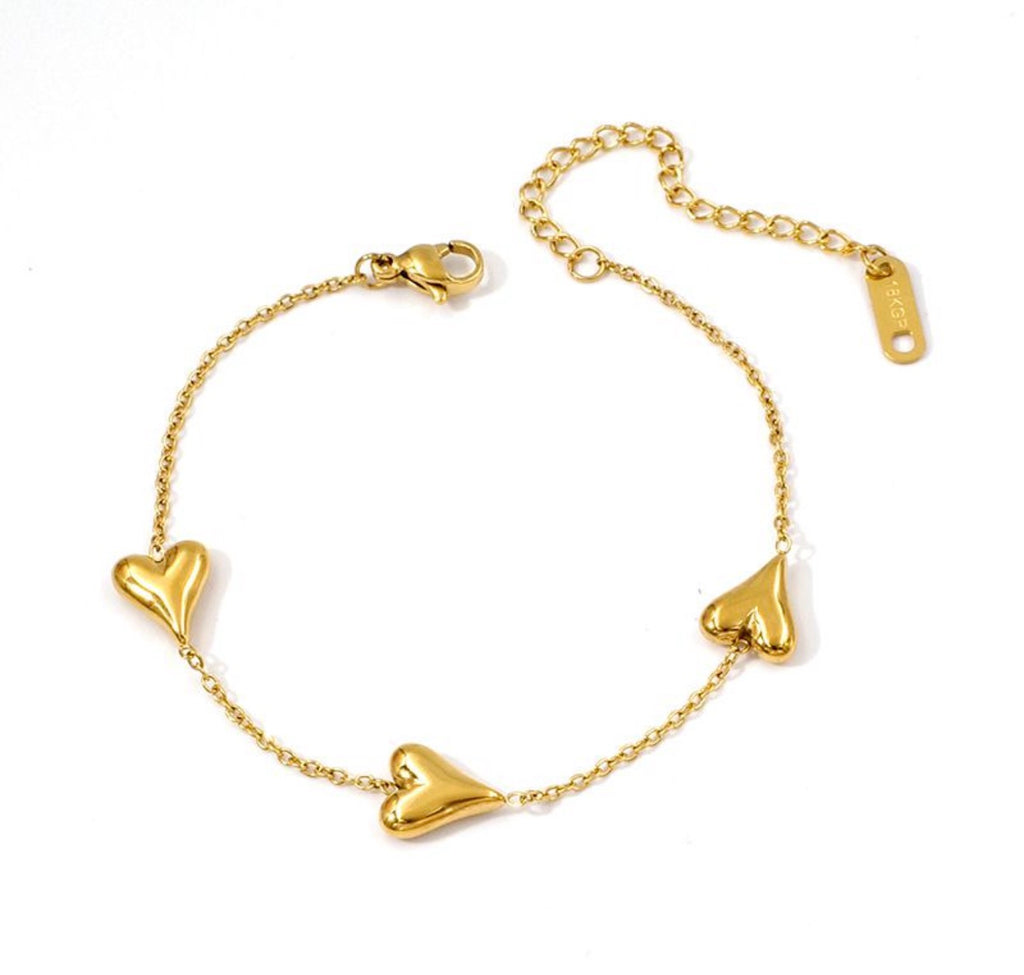Golden Hearts Necklace & Bracelet Set