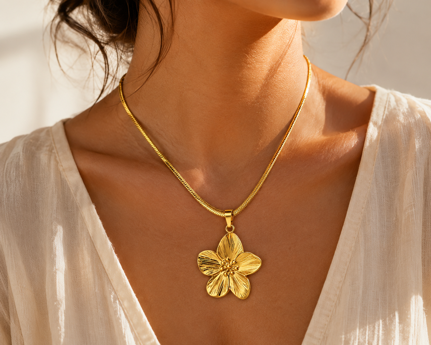 FLOWER NECKLACE