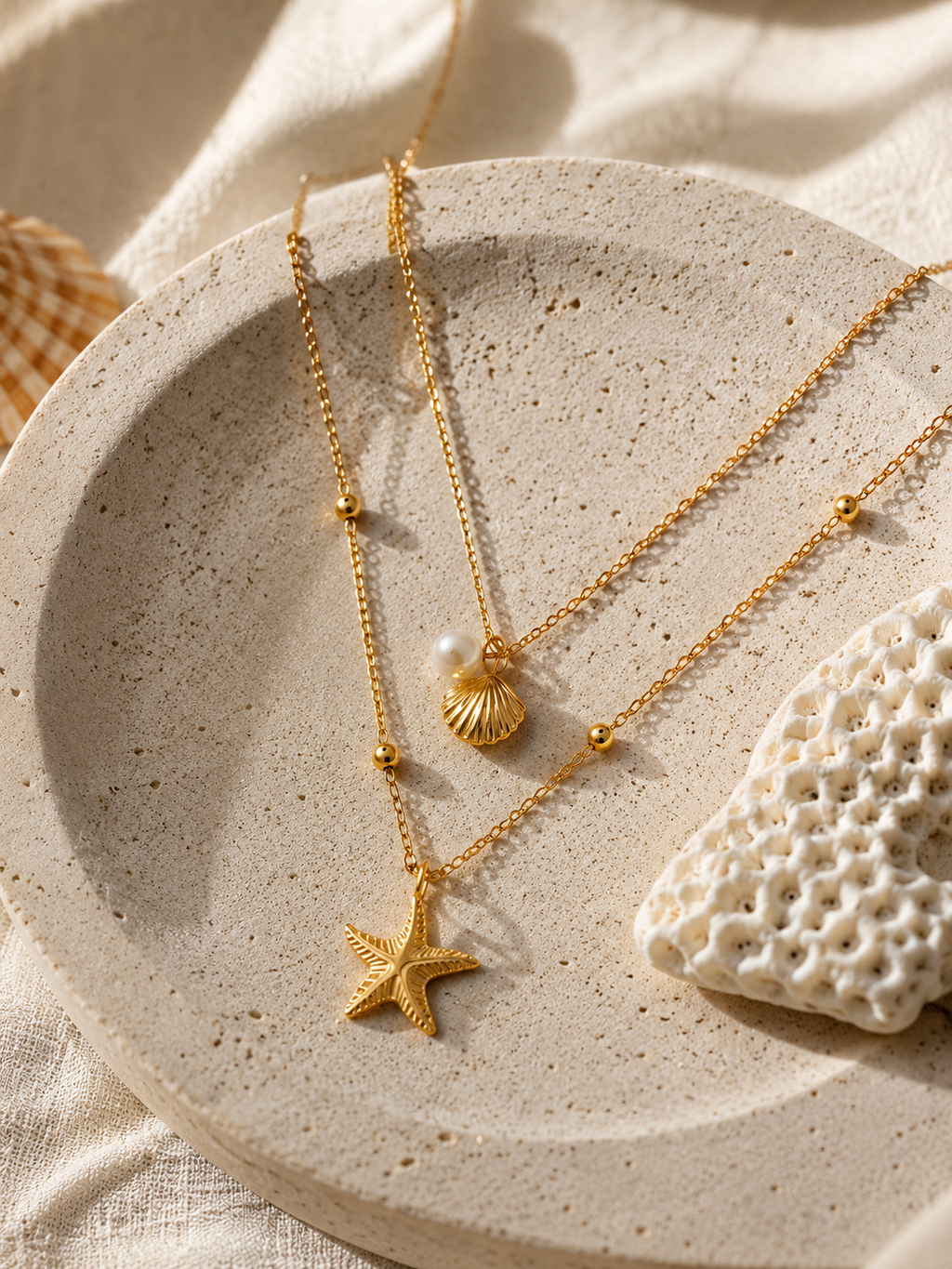 CONCHA STARFISH NECKLACE