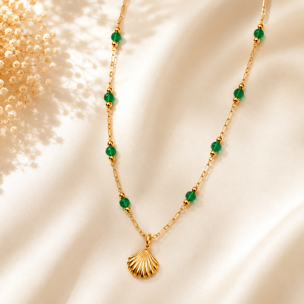 🐚 EMERALD SHELL NECKLACE