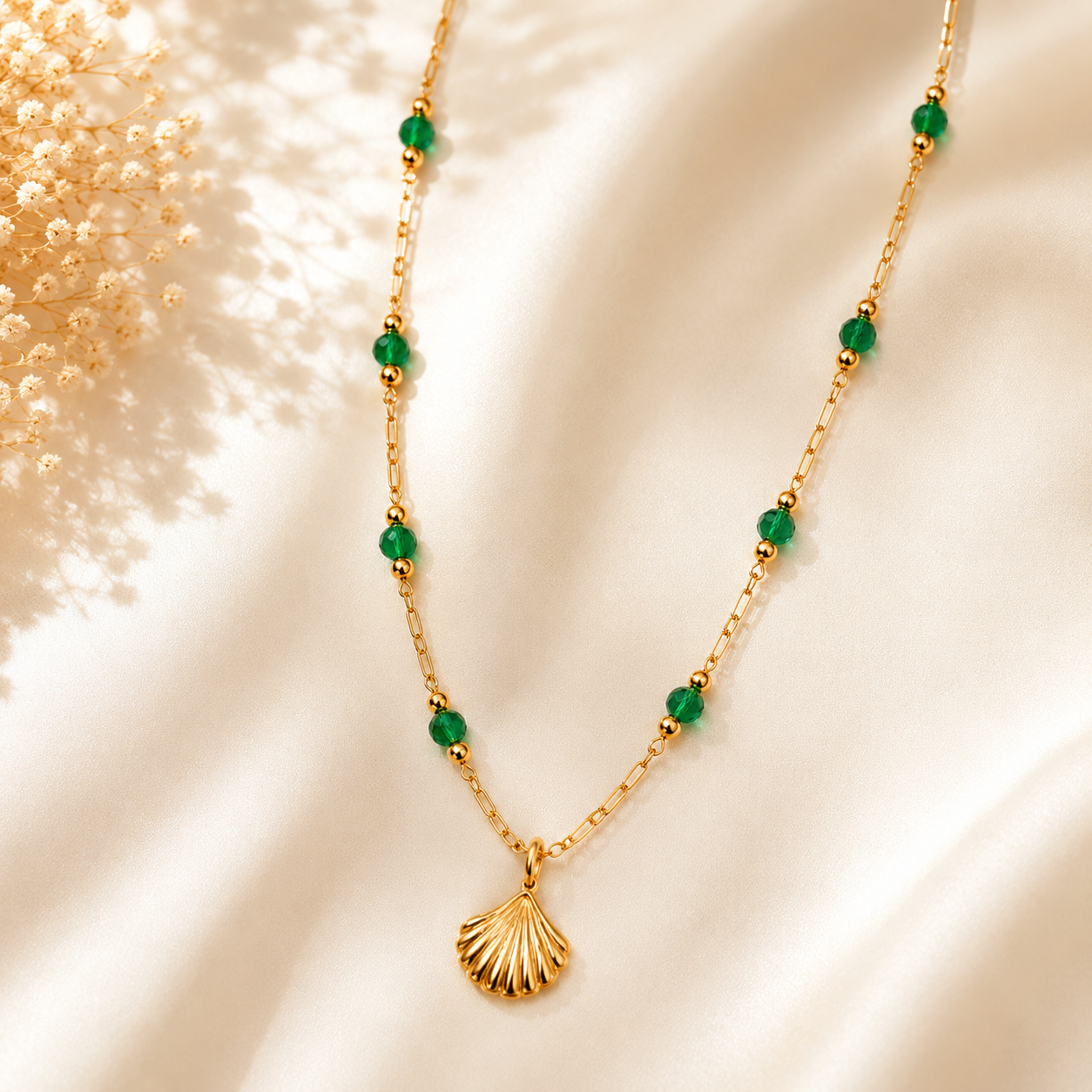 🐚 EMERALD SHELL NECKLACE